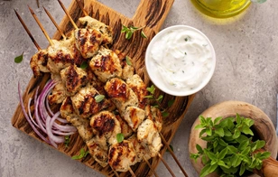 Маринад для шашлыка: 5 простых и вкусных рецептов для свинины и курицы