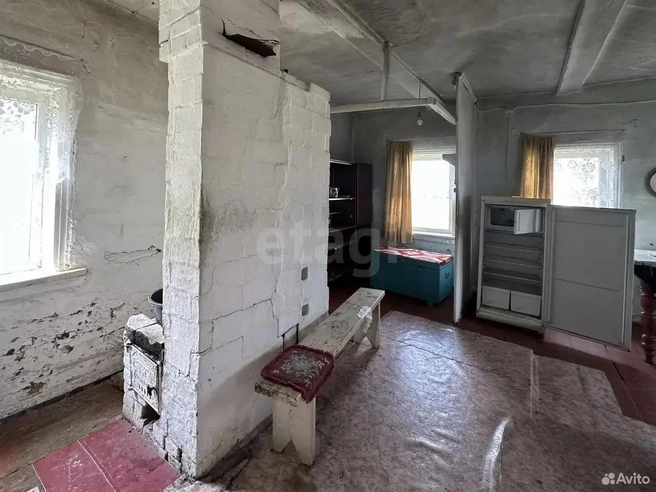 Вот такой домик с русской печью | Источник: сайт объявлений