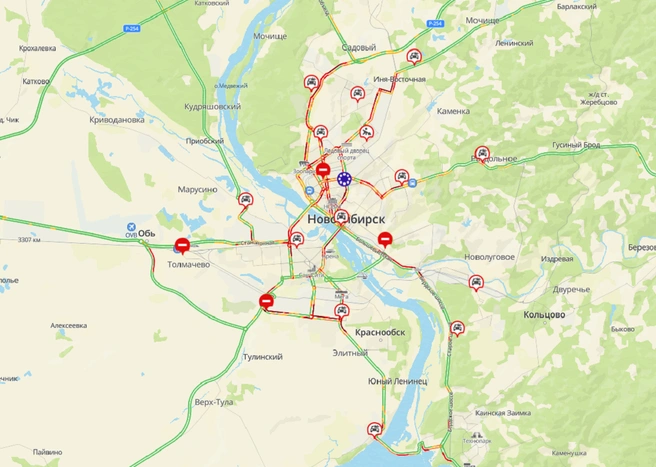 Пользователи сообщают как минимум о 13 ДТП  | Источник: 2ГИС