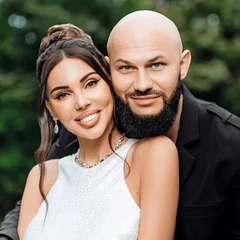 Оксана Самойлова и Джиган, Дмитрий и Полина Дибровы: 10 громких разводов, без которых невозможно представить 2025 год