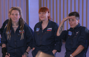 Две участницы шоу «Пацанки» прошли отбор в космическую миссию на Марс