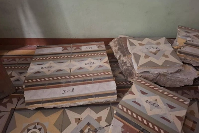 Историческую плитку в Институте психоанализа демонтируют для реставрации