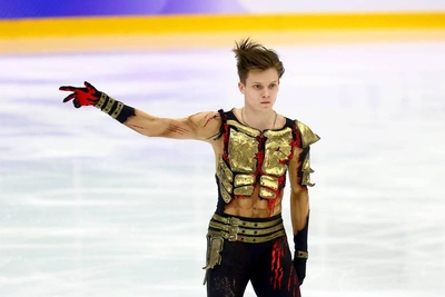 Семененко победил на чемпионате Петербурга по фигурному катанию