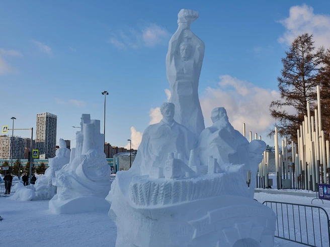 «Степной десант» из Луганска создал работу «С чего начинается родина Луганск». | Источник: Александр Ощепков / NGS.RU