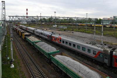 Сход вагонов в Тульской области задержал поезда дальнего следования