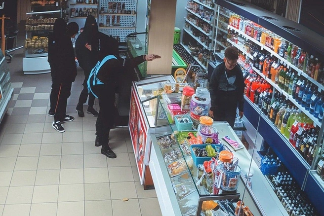Налет попал на видео | Источник: СУ СКР по НСО