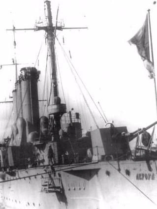 Бронепалубный крейсер «Аврора» на ремонте, 1933–1935 годы | Источник: из фондов ЦВММ