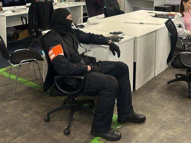 В здании на 3-й улице Ямского поля сегодня работают правоохранители | Источник: «Раньше всех. Ну почти» / Telegram