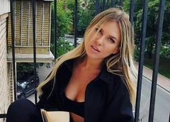 Рита Дакота рыдает: «Мне больше нельзя выступать в России, это конец моей карьеры»