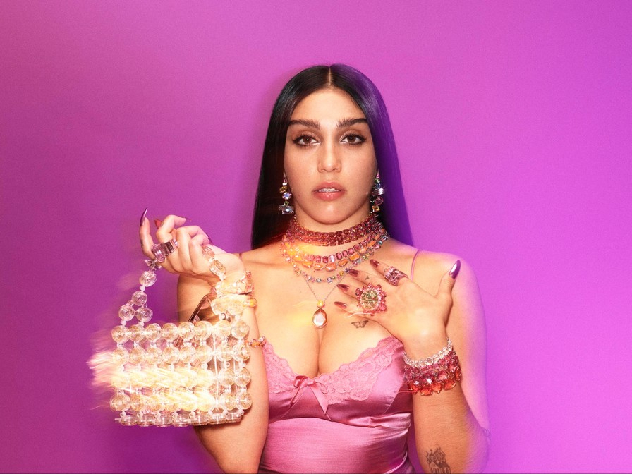 Лурдес Леон, лицо рекламной кампании Swarovski и дочь певицы Мадонны | marieclaire.ru