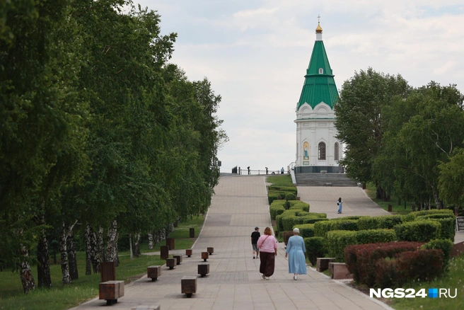 Другая часть Часовни немного пустеет  | Источник: Мария Ленц / NGS24.RU 