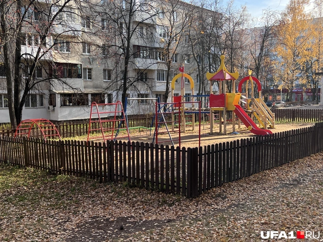 Подъём по лестнице на горку&nbsp;— тоже спорт | Источник: Андрей Бирюков / UFA1.RU