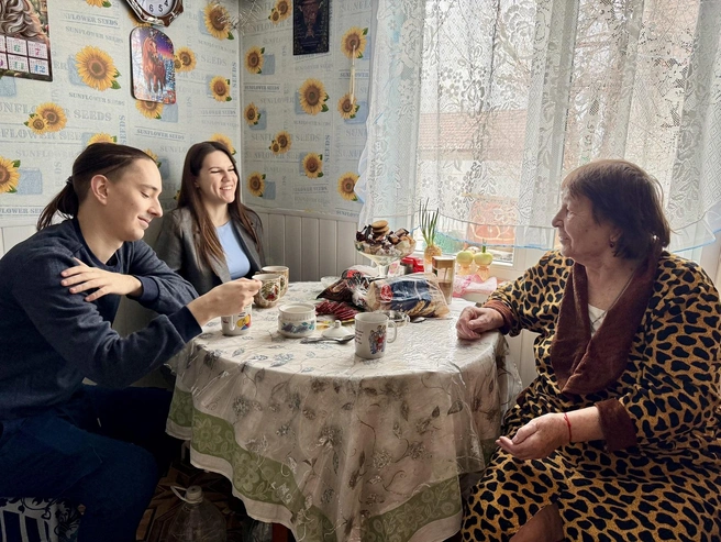 Специалисты завода встретились с фронтовиками накануне Дня Победы | Источник: Светлана Иванова