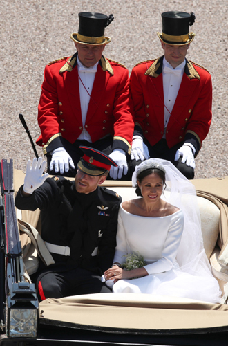 Фото №7 - Как был сделан самый известный свадебный снимок принца Гарри и Меган Маркл
