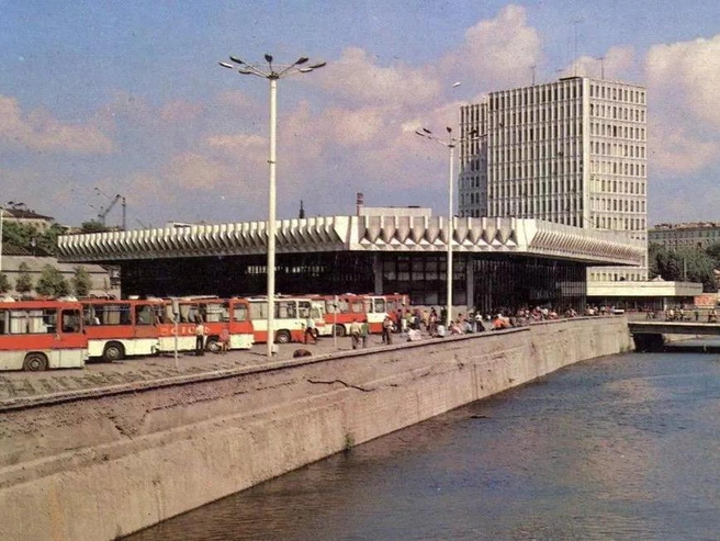 Вид на автовокзал Ростова-на-Дону в 1978 году. | Источник: pastvu.com