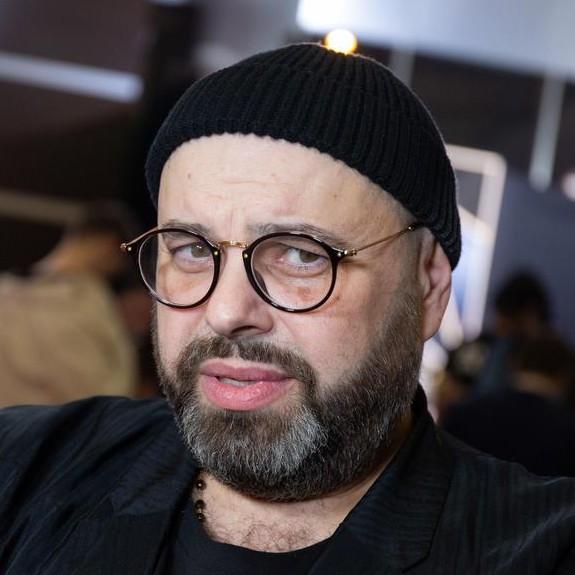 Фадеев публикует редкие кадры знакомства с женой: «Для тех, кто не видел, как выглядит любовь с первого взгляда»