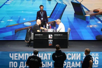 Нарды: от тюремных досок до чемпионата с миллионами