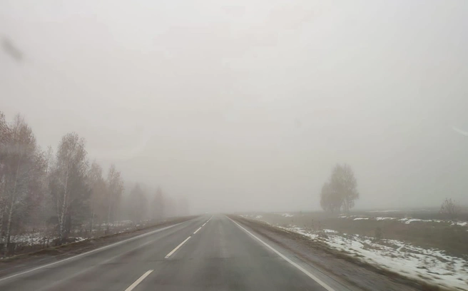 Жителям села говорят о неперспективности их места, оправдывая отсутствие нормального ремонта дороги | Источник: Илья Калинин / NGS.RU