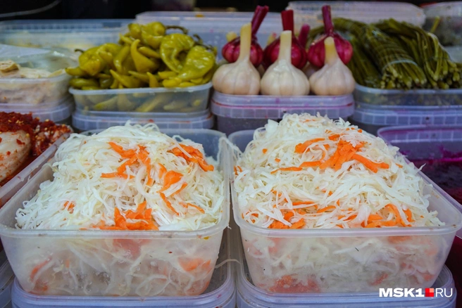 Квашеная капуста проста в приготовлении | Источник: Анна Селина / MSK1.RU