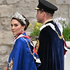 Всех удивила: Кейт Миддлтон отказалась от тиары, чем шокировала присутствующих на коронации Карла III