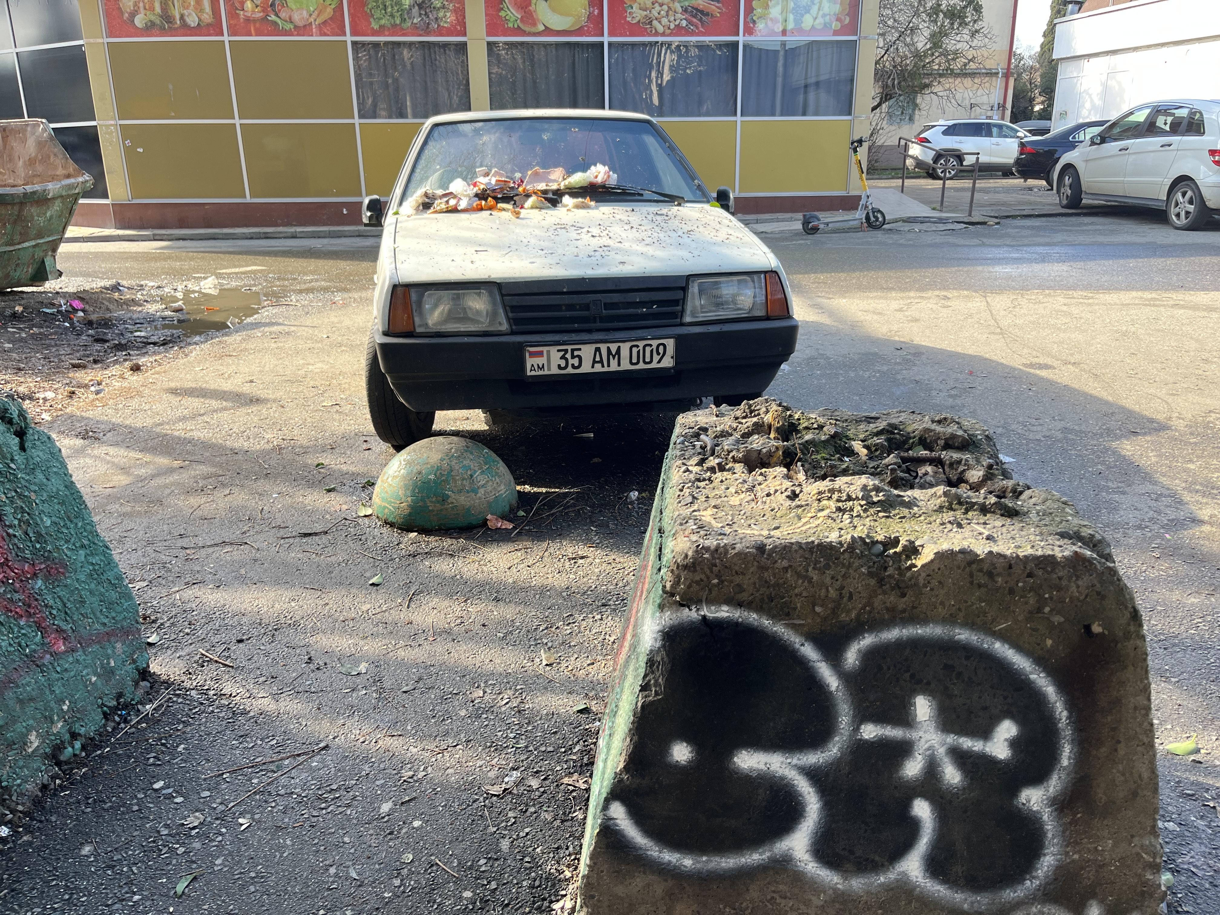 «Как будто мы в пригороде Читы». Сочинцы назвали самые ужасные для жизни места курорта