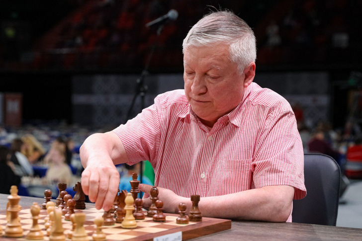 Переломы, отек мозга и ИВЛ: чемпион мира по шахматам Анатолий Карпов в больнице