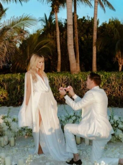 Источник: parishilton / Instagram (экстремистская организация, деятельность запрещена на территории РФ)