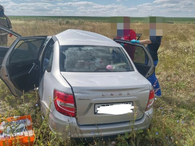 Все пятеро ехали в одной машине | Источник: Центр по делам ГО, ПБ и ЧС Самарской области