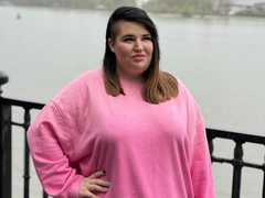 «Из тела бабки в тело девочки»: похудевшей на 60 кг Саше Черно отказывают в пластической операции