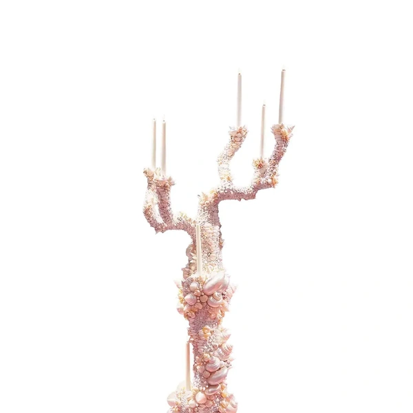 Канделябр Сильвии Макмиллан для Acne Studios. | Источник:  Acne Studios