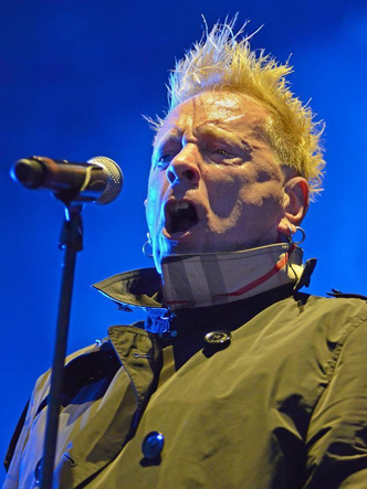 В Лондоне продается квартира, в которой когда-то жил солист группы Sex Pistols
