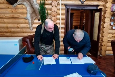 Спасение двух медвежат-сирот в Вытегорском округе