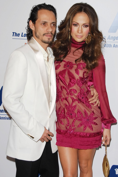 Бывший муж Дженнифер Лопес женился на 23-летней «Мисс Вселенная Парагвая»