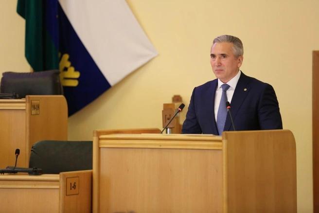 Губернатор выступил с докладом о результатах 2024 года на заседании областной думы | Источник: пресс-служба правительства Тюменской области