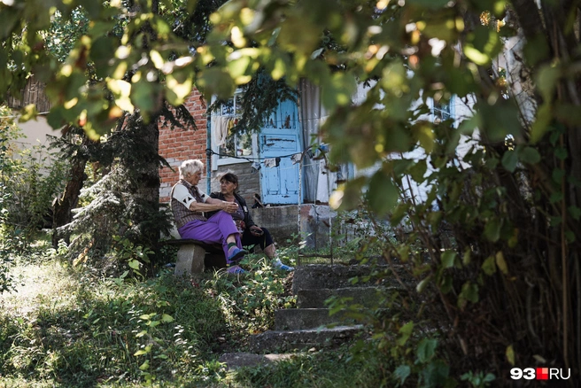 Любовь Яковлевна с Ольгой Анатольевной | Источник: Дарья Паращенко / 93.RU