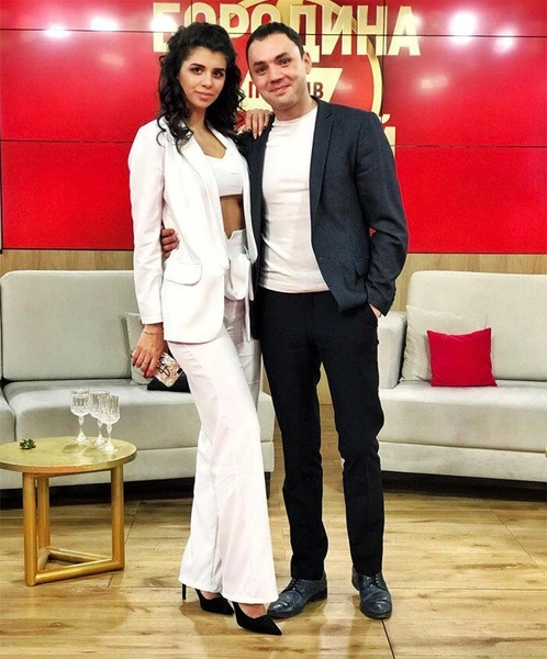 Алиана Устиненко и Александр Гобозов | www.starhit.ru