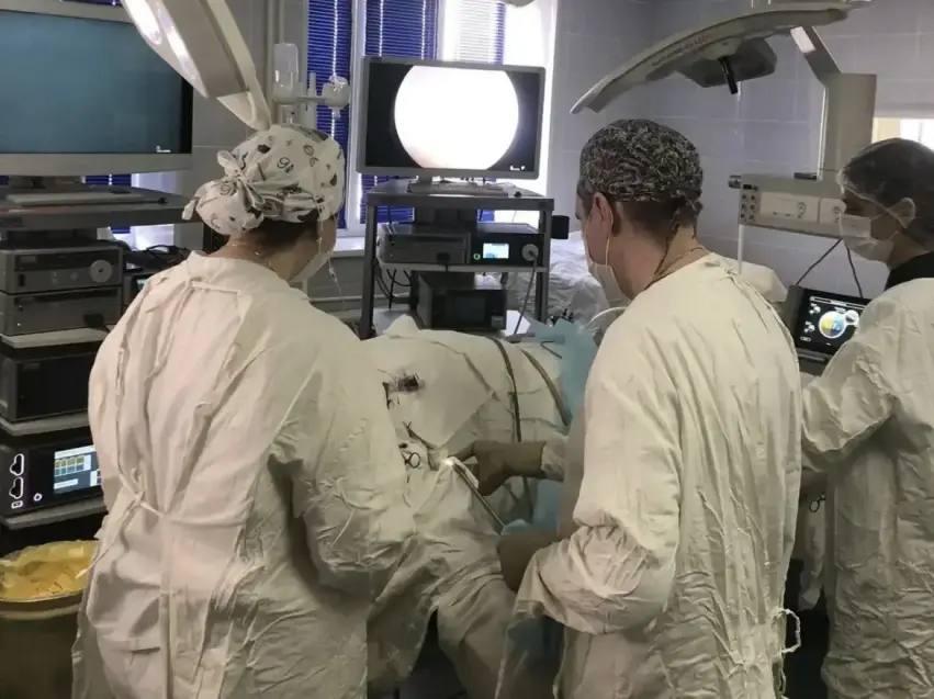 Уникальную операцию без разреза, а через крохотные проколы провели медики в Чите