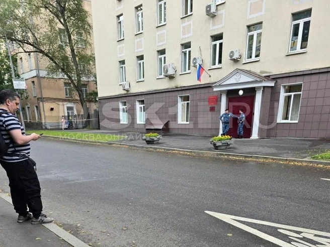 Нагатинский суд в Москве срочно эвакуировали | Источник: Читатель MSK1.RU