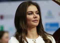 У Алины Кабаевой появился двойник