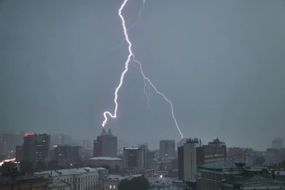 Редкая зимняя гроза в Кузбассе: объяснение метеорологов