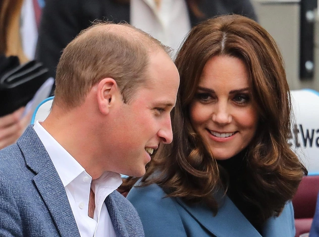 Бодрая и спортивная: беременная Кейт Миддлтон на стадионе в Лондоне