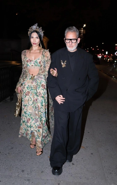 Казахстанка Зарина Ева стала почетной гостьей церемонии Модного совета Америки 2025 — вместе с Рианной и сестрами Олсен | Источник: Zarina Eva