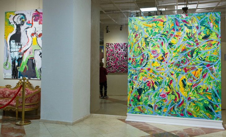 В Москве открылась выставка абстрактной живописи «Делай свое дело!»