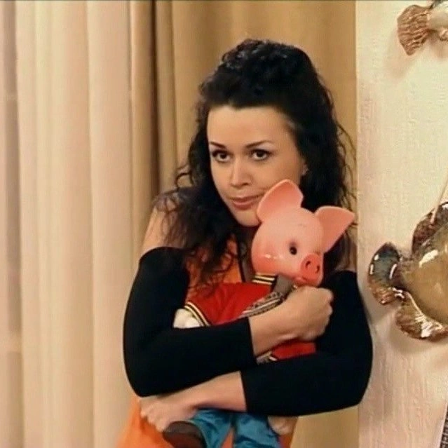 Источник: кадр из сериала «Моя прекрасная няня» (6+), реж. Эдуард Радзюкевич, Алексей Кирющенко, студия «Амедиа» и Sony Pictures Television, 2004 год