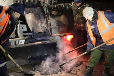 В Костроме ремонтируют поврежденные участки дорог