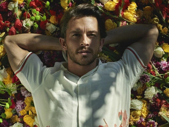 Энтони Бриджертон в исполнении Бейли заставил чаще биться сердца поклонниц ретроромантики | Источник: jbayleaf / Instagram (экстремистская организация, деятельность запрещена на территории РФ)