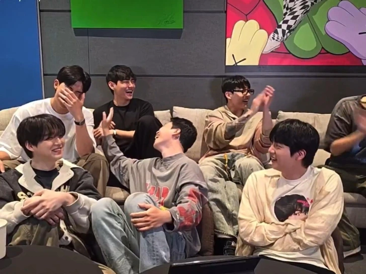 Источник: Weverse