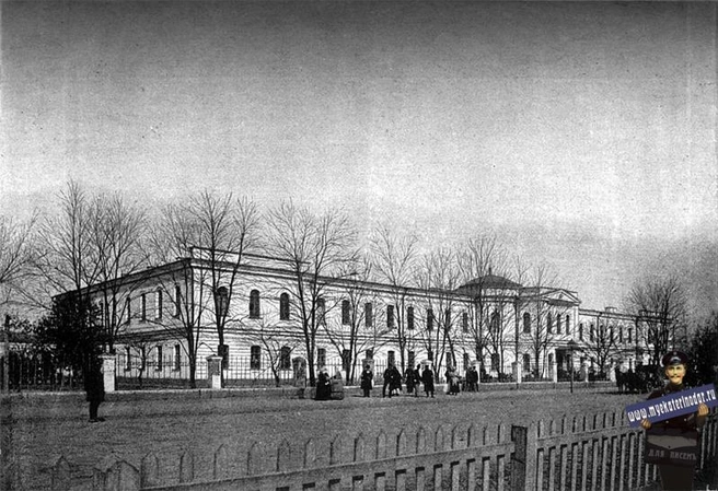 Кубанская войсковая гимназия, 1888 год | Источник: Фелицын Е. Д. / Myekaterinodar.ru