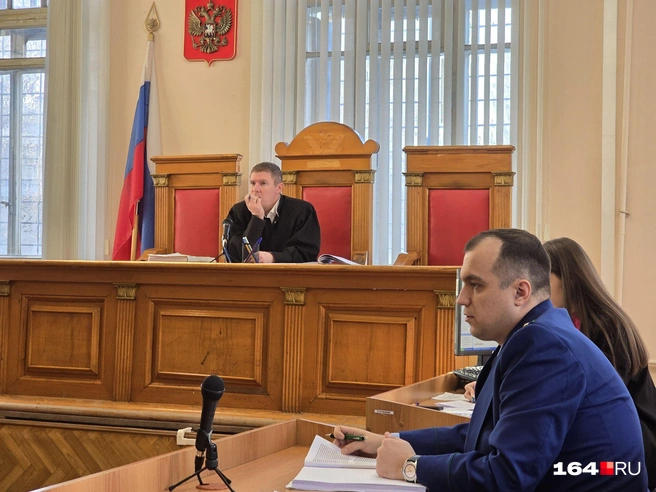 В зале суда | Источник: Семен Коротов-Майбах / 164.RU