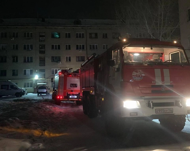 В Орске на пожаре пострадал мужчина | Источник: ГУ МЧС России по Оренбургской области